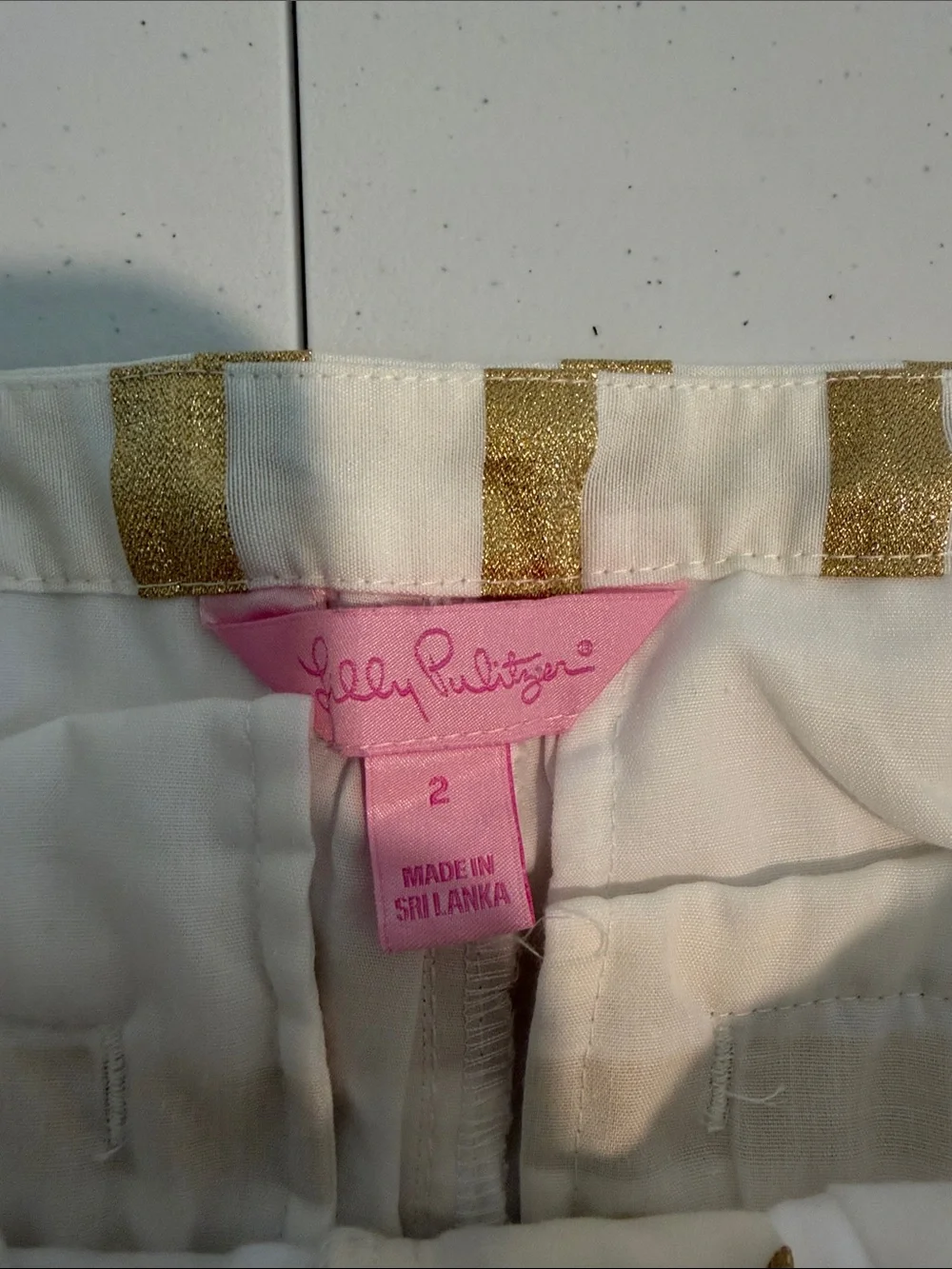 LILLY PULITZER Adie Metallic Gold & White Striped Shorts size 2